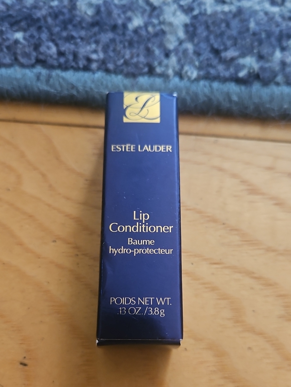 Estee Lauder Lip Conditioner - Navy and Gold Packaging